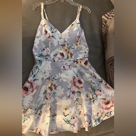 Lilac dress - Picture 1 of 2